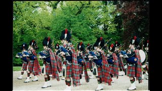 Turriff amp District Pipe Band At Fyvie Castle  The Garb of Old Gaul [upl. by Eimmot]