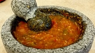 Salsa de Molcajete  How to use a molcajete [upl. by Gernhard]