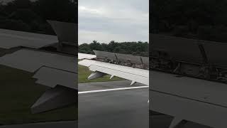 Kapal Terbang Mendarat  Flight Landing [upl. by Ailimac563]