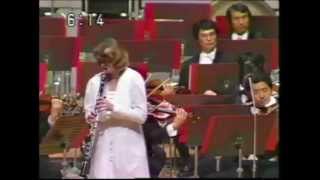 MOZART Clarinet Concerto Rico Saccani conductor Sabine Meyer solo [upl. by Aihsekram]