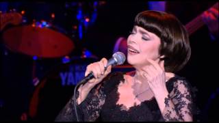 Mireille Mathieu  medley de chansons [upl. by Martelle]