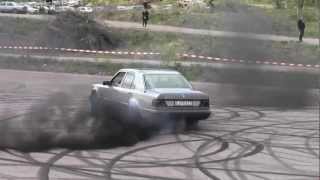 W124 Mercedes Diesel Turbo Burnout Hedemora Sweden [upl. by Arimlede]