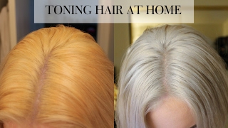 TONING BLEACHED HAIR AT HOME  Wella T18 [upl. by Lucier]