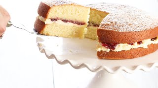 Victoria Sponge Cake with Buttercream [upl. by Bonar]