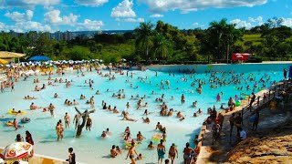 Piscina com ondas águas quentes diRoma Acqua Park Caldas Novas GO [upl. by Aicileb557]