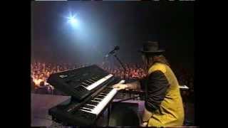 Toto  Live in Paris  Hold The Line  full extended version [upl. by Betthezel]