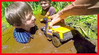 TOW TRUCKS STUCK IN THE MUD  Axel Show Toy Trucks [upl. by Treble972]