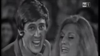 Gianni Morandi amp Dalida  Medley [upl. by Lebazej]