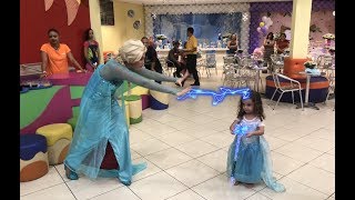 FESTA FROZEN  NINA FUGIU DA ELSA [upl. by Grinnell12]