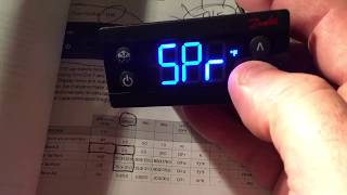 Danfoss ERC Digital Temperature control Programming The control [upl. by Viviyan]