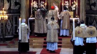 Liturgical comparison Orthodox vs Catholic [upl. by Alphonsine]