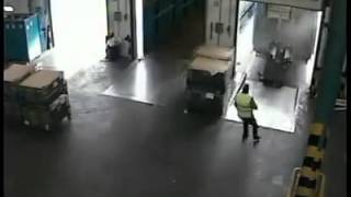 Forklift Falls From Dock [upl. by Pallua]