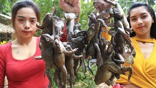 Yummy cooking crispy frog recipe  Cooking skill [upl. by Nirat944]