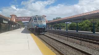 2 Tri Rail trains meet up at Ft Lauderdale  Me getting Jumpscared alot lol [upl. by Aicenert]