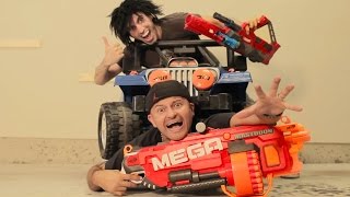 NERF BATTLE RACER vs BOOMCO BLASTER BUGGY 4 Nerf War [upl. by Acirahs]