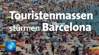 quotTourist go homequot  Massentourismus überrollt Barcelona [upl. by Freeland414]