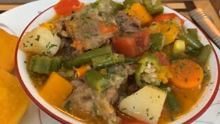 How to make Delicious Oxtail Soup [upl. by Ellenet795]