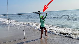 How To Cast A Surf Fishing Rod For Distance amp Accuracy [upl. by Mariele]