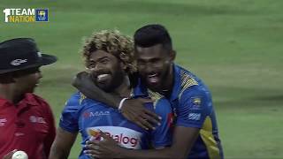 Lasith Malingas fourball 4wicket hattrick [upl. by Adnawuj522]