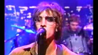 The Verve  The Drugs Dont Work Live on Letterman 1998 USA [upl. by Aneerahs631]