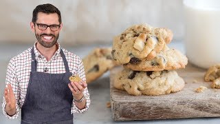 Chewy Chocolate Chip Cookies [upl. by Annahsor]