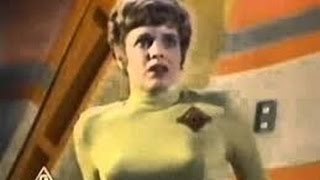 Land of the Giants S01E00 0 00 1968 Unaired Pilot [upl. by Bernardi694]