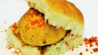 वडा पाव  Vada Pav Recipe by madhurasrecipe  Mumbai Vad Pav  How to make Batata Vada Chutney [upl. by Stuart]