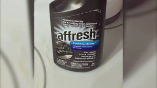 W10355051  Affresh Cooktop Cleaner Demonstration on White Electric Stove [upl. by Yesac]