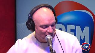 Gaetan Roussel chante quotJe temmene au ventquot dans les studios de RFM [upl. by Gleich]