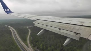 SAS 737700 Awesome Landing at Gothenburg Landvetter [upl. by Leizar]