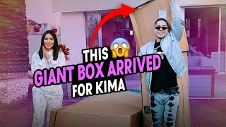 THIS GIANT BOX ARRIVED FOR KIMA 📦😱 JUKILOP  Kimberly Loaiza [upl. by Eislek969]