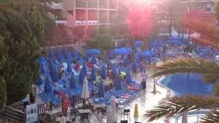 swimming pool stampede for sunbeds at Dunas Mirador Maspalomas Gran Canaria [upl. by Mada343]